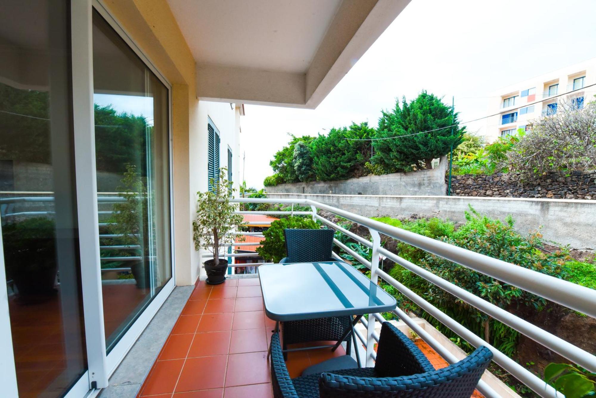 Tranquility Apartment Caniço Dış mekan fotoğraf